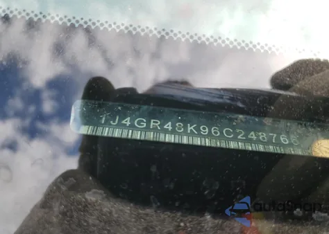 2006 Jeep Grand Cherokee Laredo from USA, damaged, VIN 1J4GR48K96C248766